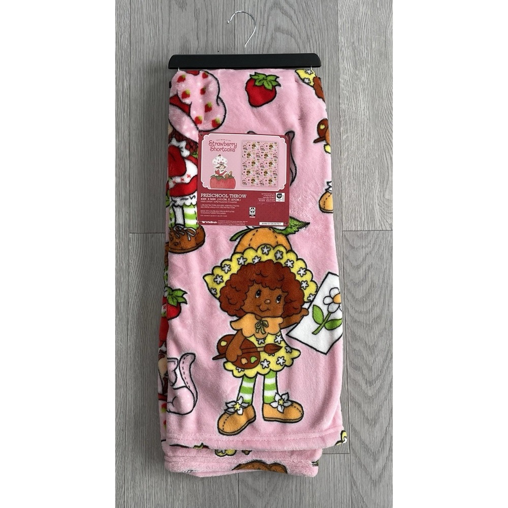 NEW The World of Strawberry Shortcake Preschool Throw Soft Plush Blanket 40x50